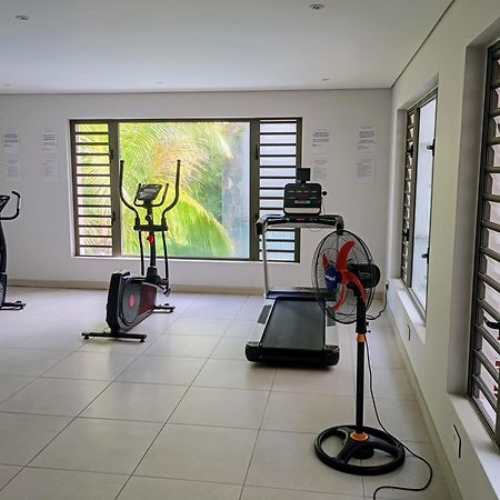 Appt Neuf De 2Ch Ds Residence Avec Piscine, Route Cotiere Grand-Baie Dış mekan fotoğraf